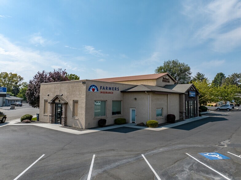 More Photos Of 98-100 McClure Ave, Nampa Office For Sale
