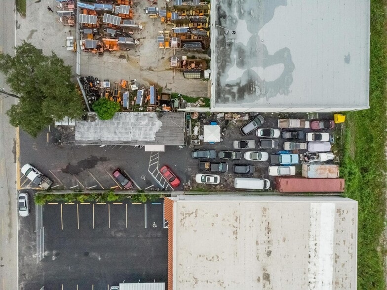 More Photos Of 2111 SW 31st Ave, Hallandale Beach Warehouse For Sale