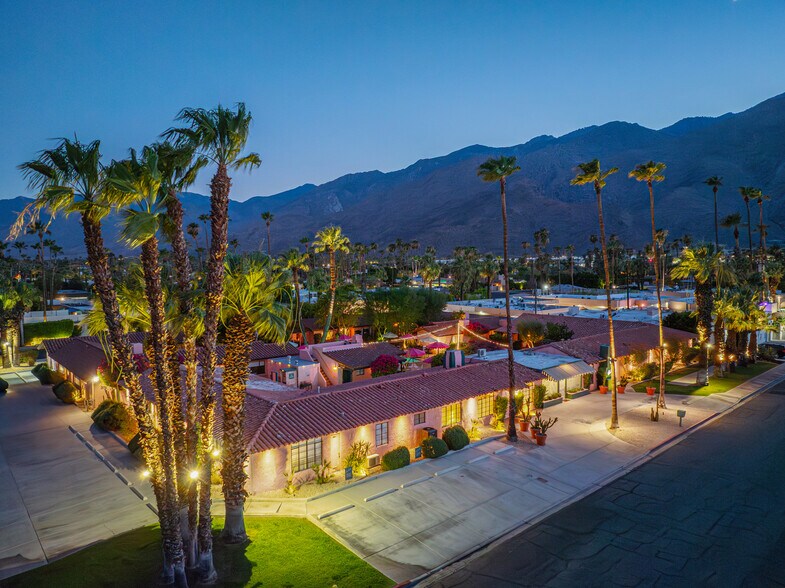 More Photos Of 555 S Warm Sands Dr, Palm Springs Hotel For Sale