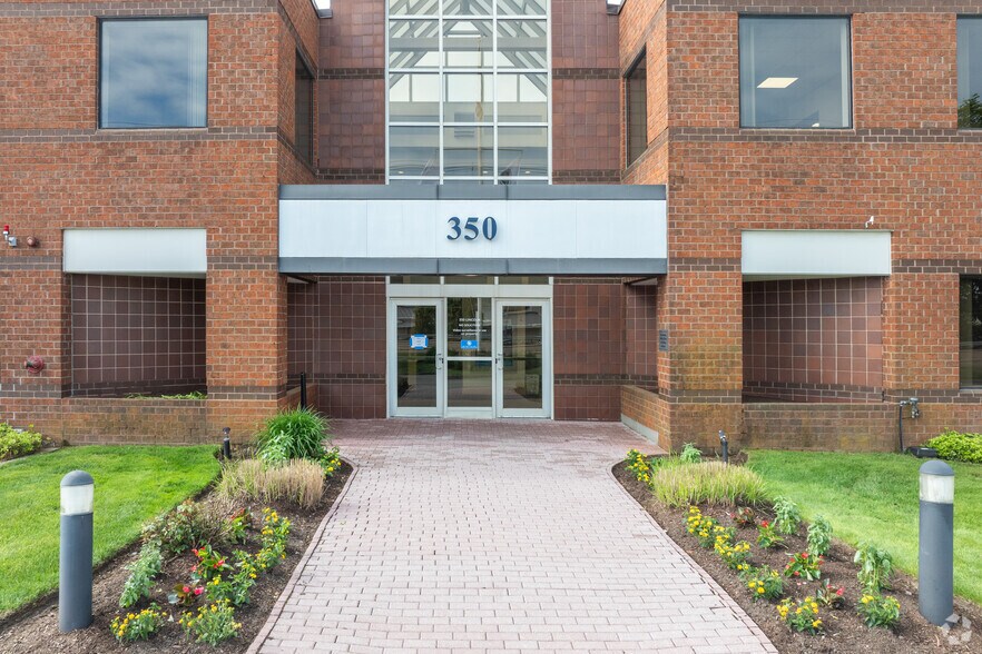 More Photos Of 350 Lincoln St, Hingham Unknown For Lease