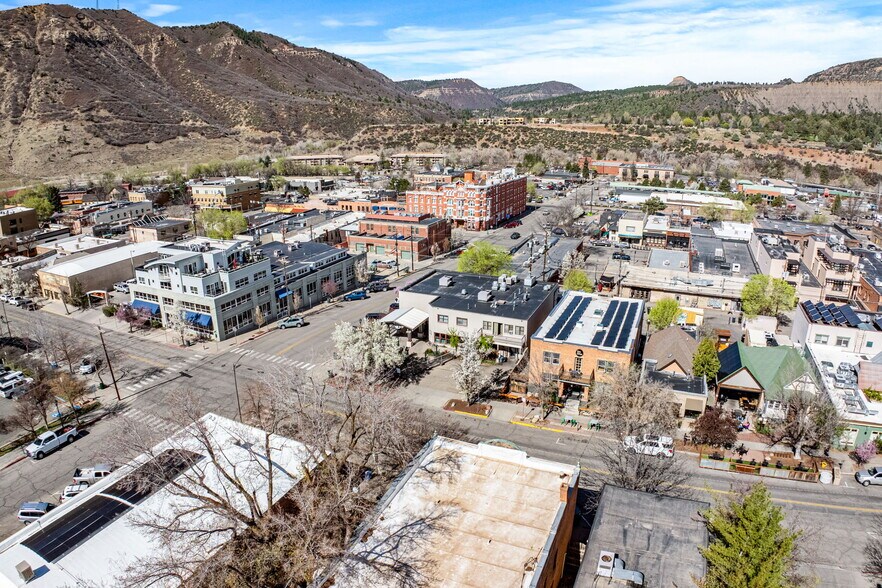 More Photos Of 701 E 2nd Ave, Durango Showroom For Lease