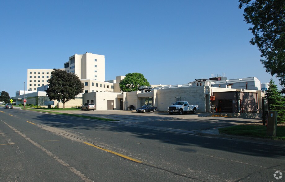 More Photos Of 6525 S France Ave, Edina Medical For Lease