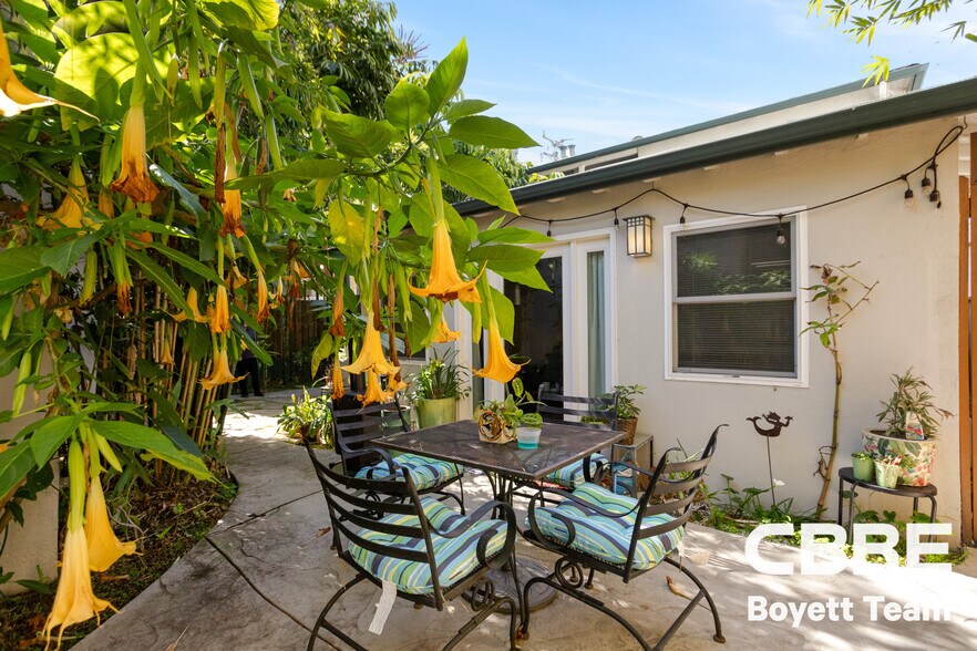 More Photos Of 1453 Centinela Ave, Santa Monica Apartments For Sale