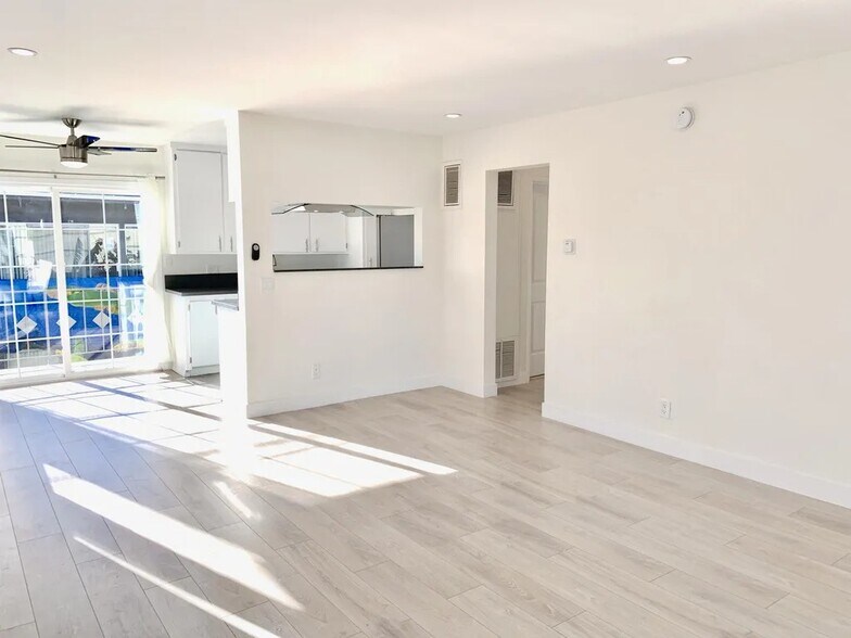 More Photos Of 3667 Veteran Ave, Los Angeles Apartments For Sale