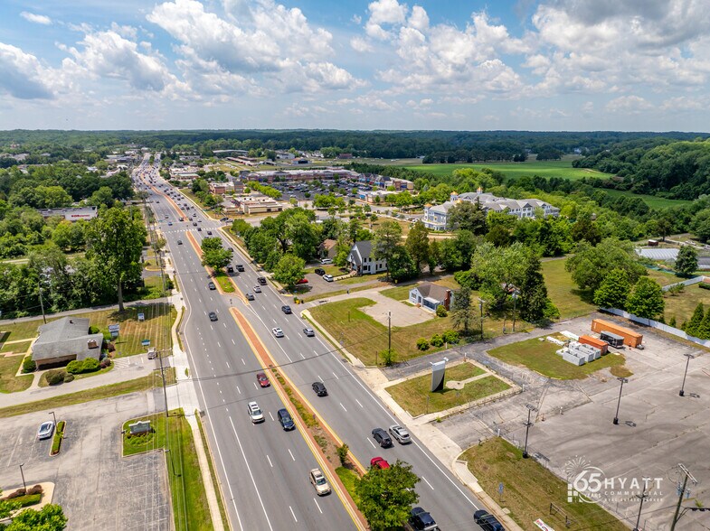 More Photos Of 2976 Solomons Island Rd, Edgewater Office For Sale