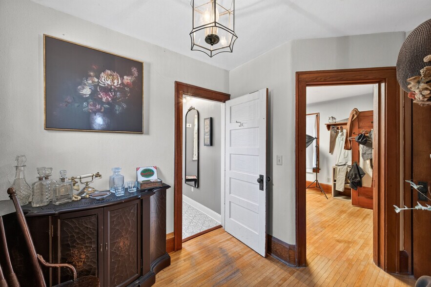 More Photos Of 418 Bench St, Taylors Falls Freestanding For Sale