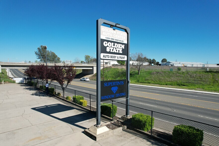 More Photos Of 1450 Oro Dam Blvd E, Oroville Warehouse For Sale