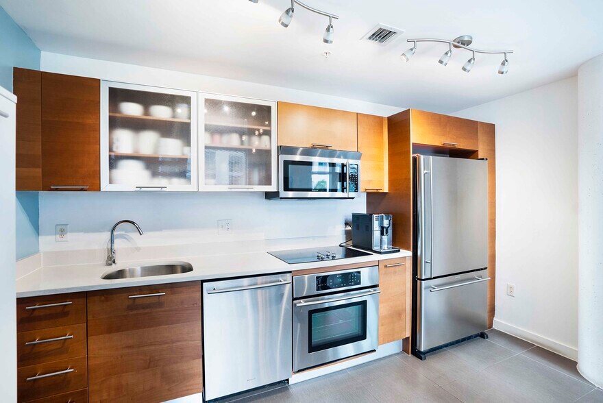 More Photos Of 3250 NE 1st Ave, Miami Apartments For Lease