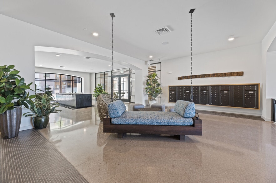 More Photos Of 2040-2060 N Scottsdale Rd, Scottsdale Apartments For Lease