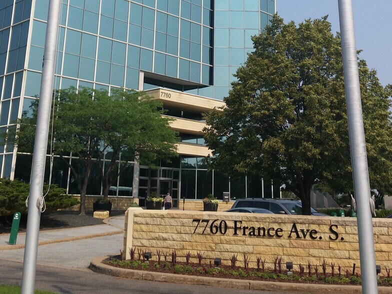 More Photos Of 7760 France Ave S, Bloomington Coworking Space