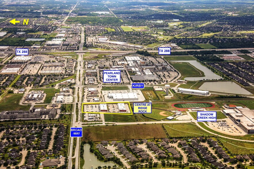 More Photos Of 11710 Broadway St, Pearland Unknown For Lease