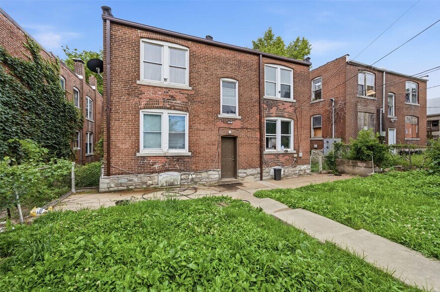 More Photos Of 2845 Meramec St, Saint Louis Multifamily For Sale