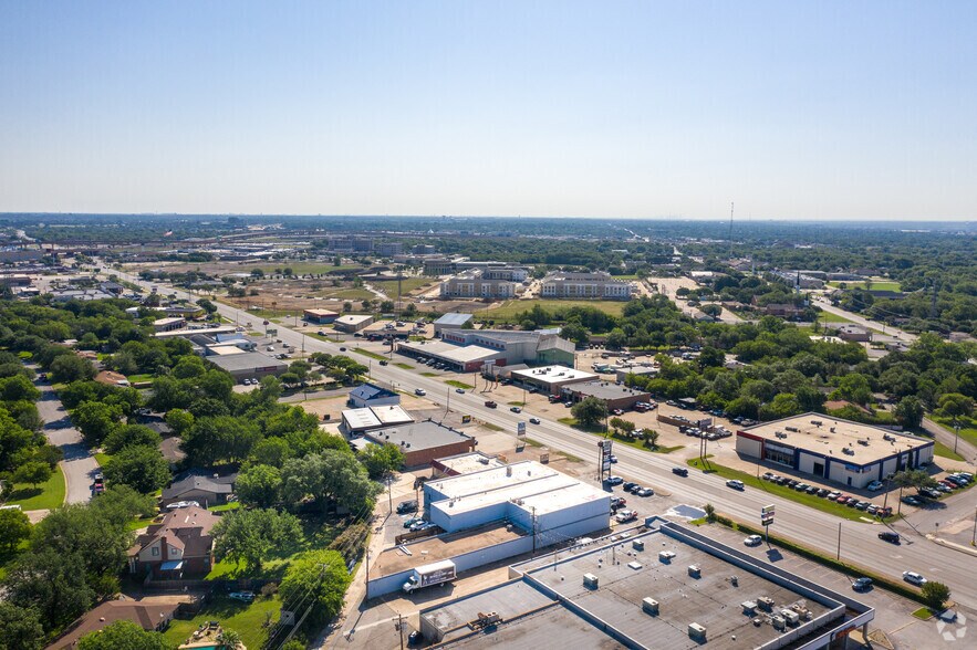 More Photos Of 7305 Boulevard 26, North Richland Hills Storefront Retail Office For Lease