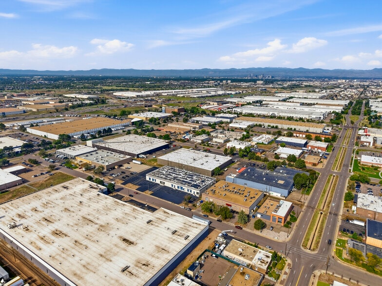 More Photos Of 4555-4585 Kingston St, Denver Warehouse For Sale