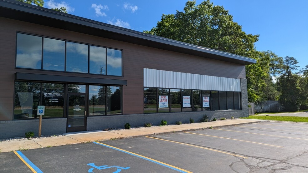Primary Photo Of 707 Parsons Rd, Traverse City Storefront Retail Office For Lease