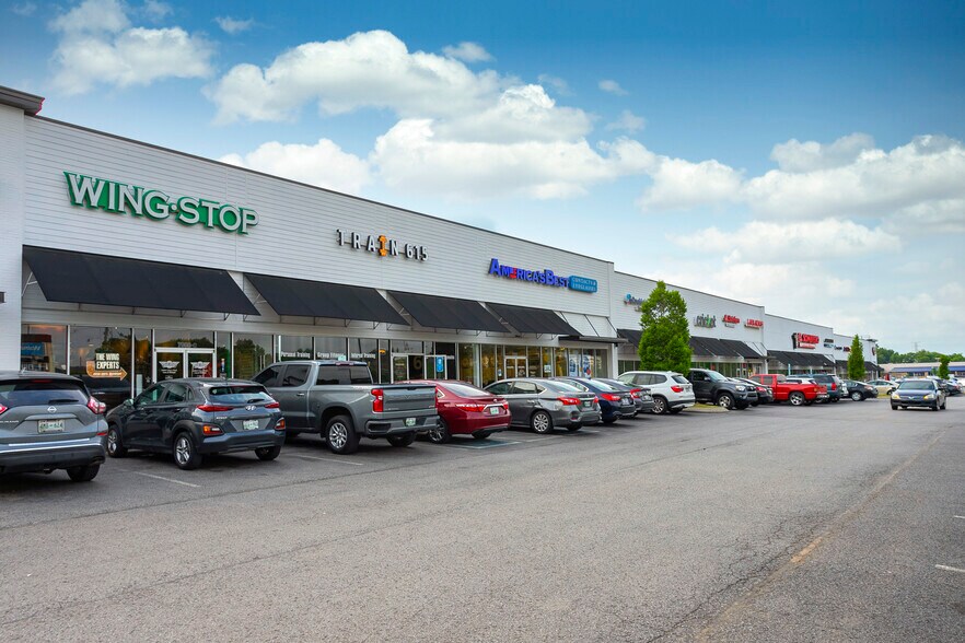 More Photos Of 7050-7088 Charlotte Pike, Nashville Unknown For Lease