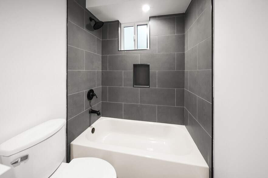 More Photos Of 171 S Hoover St, Los Angeles Apartments For Sale