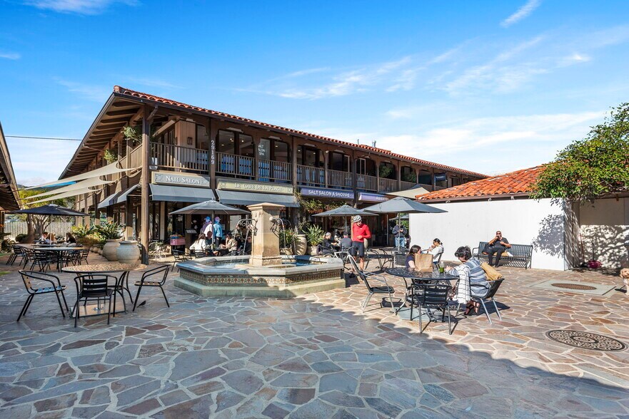 More Photos Of 29169-29211 Heathercliff Rd, Malibu Unknown For Lease