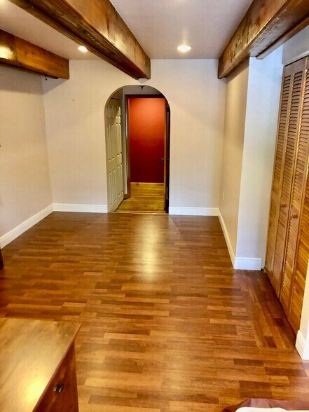 More Photos Of 1751 W 39th Pl, Hialeah Light Distribution For Sale