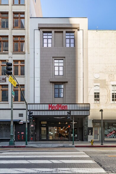 Primary Photo Of 735 S Broadway, Los Angeles Storefront For Sale