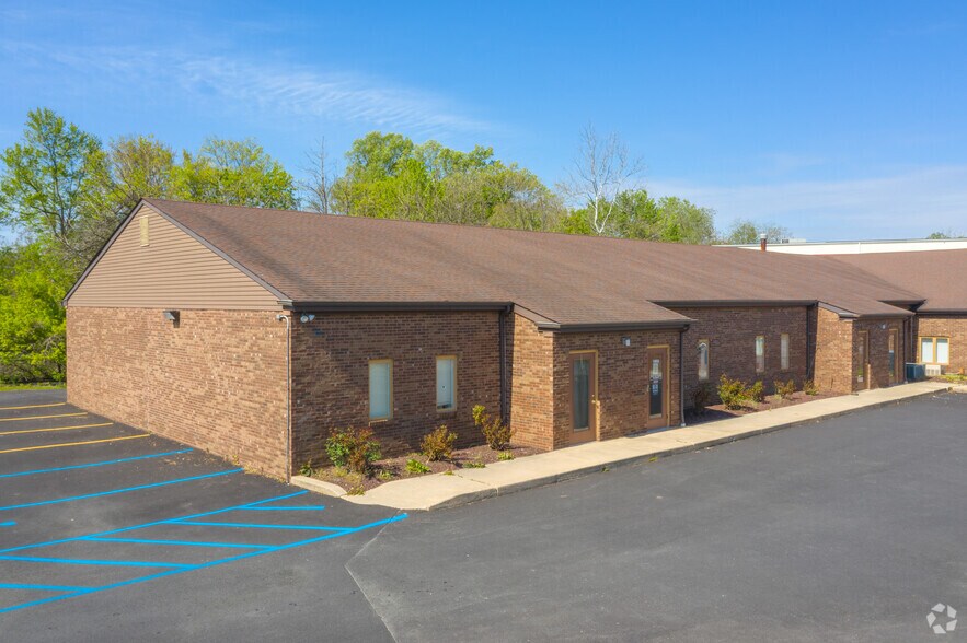 More Photos Of 1600-1608 Newport Gap Pike, Wilmington Medical For Lease