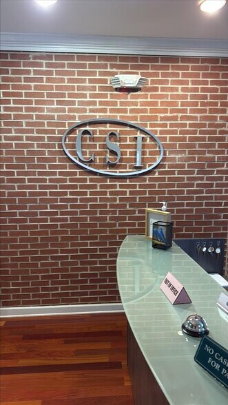 More Photos Of 575 Davidson Gateway Dr, Davidson Storefront Retail Office For Sale