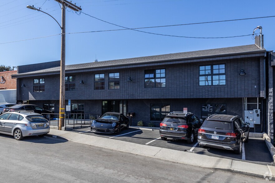 Primary Photo Of 113-117 Sierra St, El Segundo Loft Creative Space For Lease