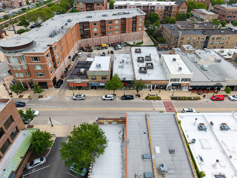 More Photos Of 5115 Main St, Downers Grove Restaurant For Lease