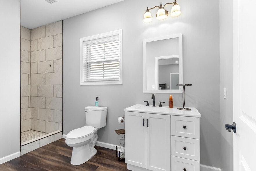 More Photos Of 1049 Oregon Rd, Lascassas Specialty For Sale