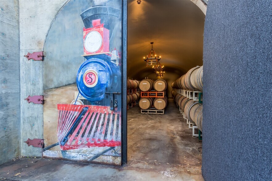 More Photos Of 3040 Ponderosa Rd, Shingle Springs Specialty For Sale