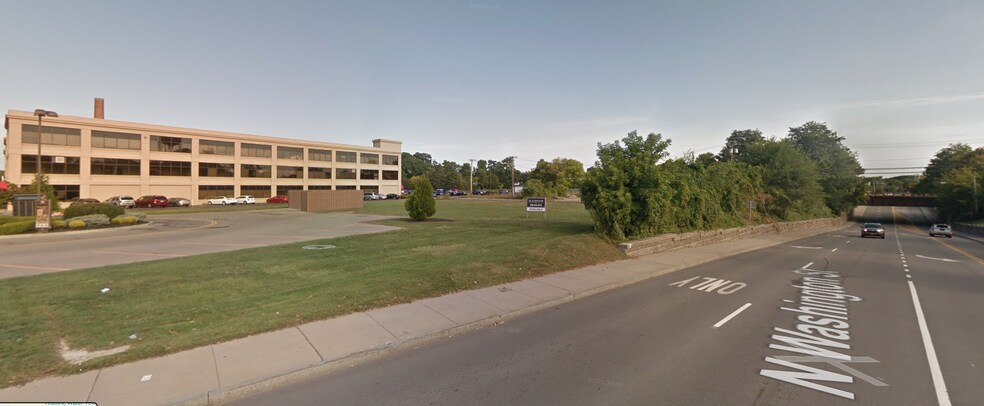 More Photos Of 305 W Commerical St, East Rochester Land For Lease
