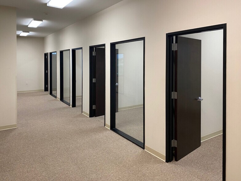 More Photos Of 6050 Pontchartrain Blvd, New Orleans Office For Lease