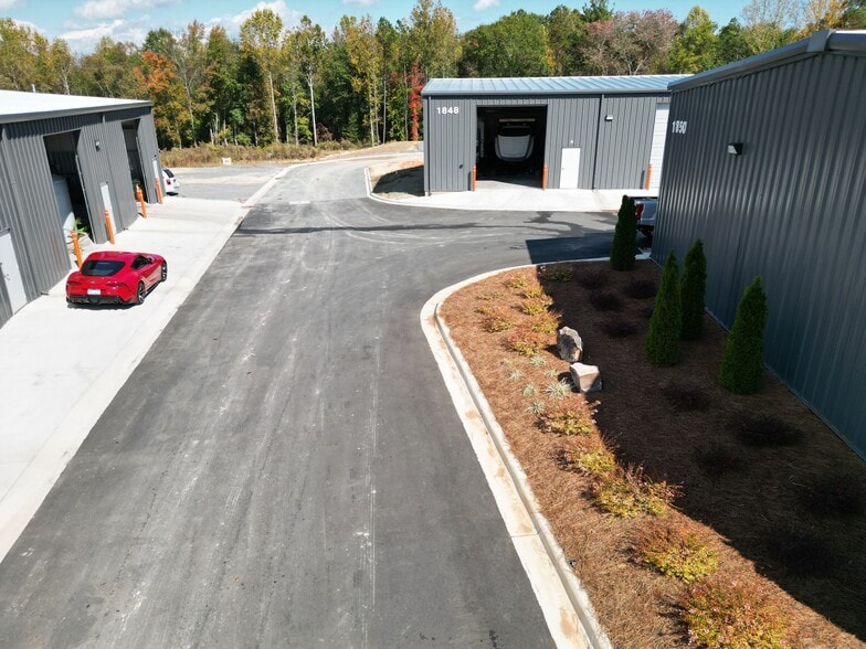 More Photos Of 1848 Chespark Dr, Gastonia Unknown For Lease