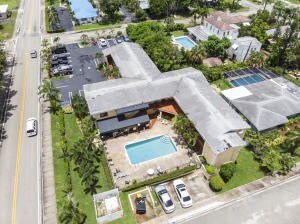 Primary Photo Of 1700 S Federal Hwy, Lake Worth Hotel For Sale