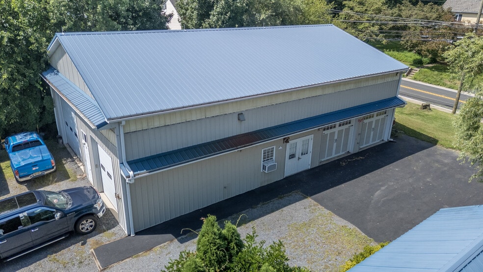 More Photos Of 732 NJ-57 Rt, Stewartsville Flex For Sale
