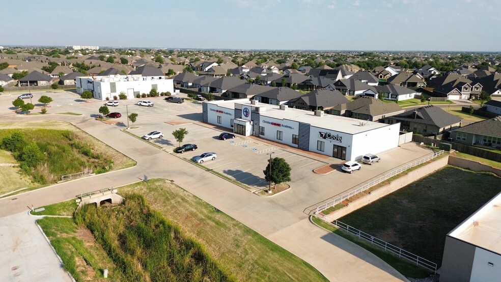 More Photos Of 2217 NW 178th St, Edmond General Retail For Sale