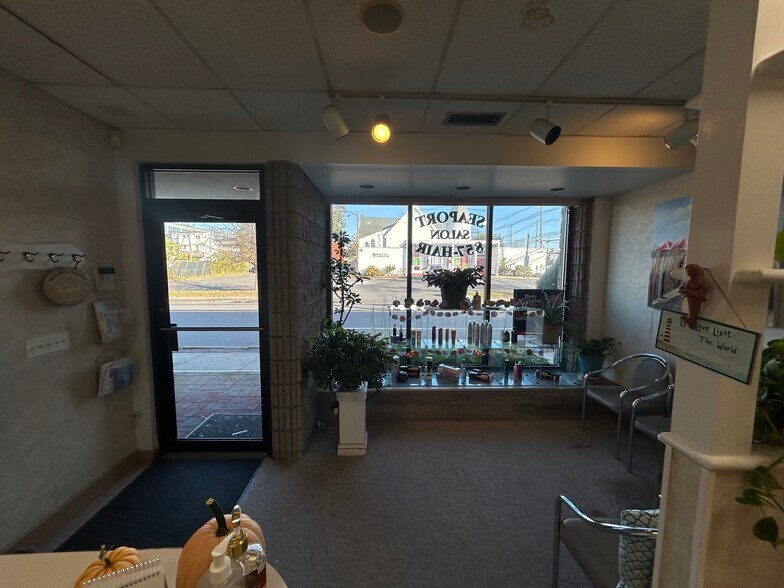 More Photos Of 72 Van Zant St, Norwalk General Retail For Lease