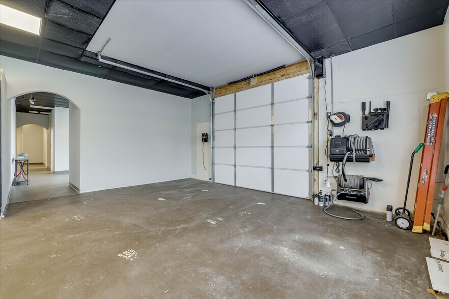 More Photos Of 1010 Druid Park Ave, Augusta Freestanding For Sale