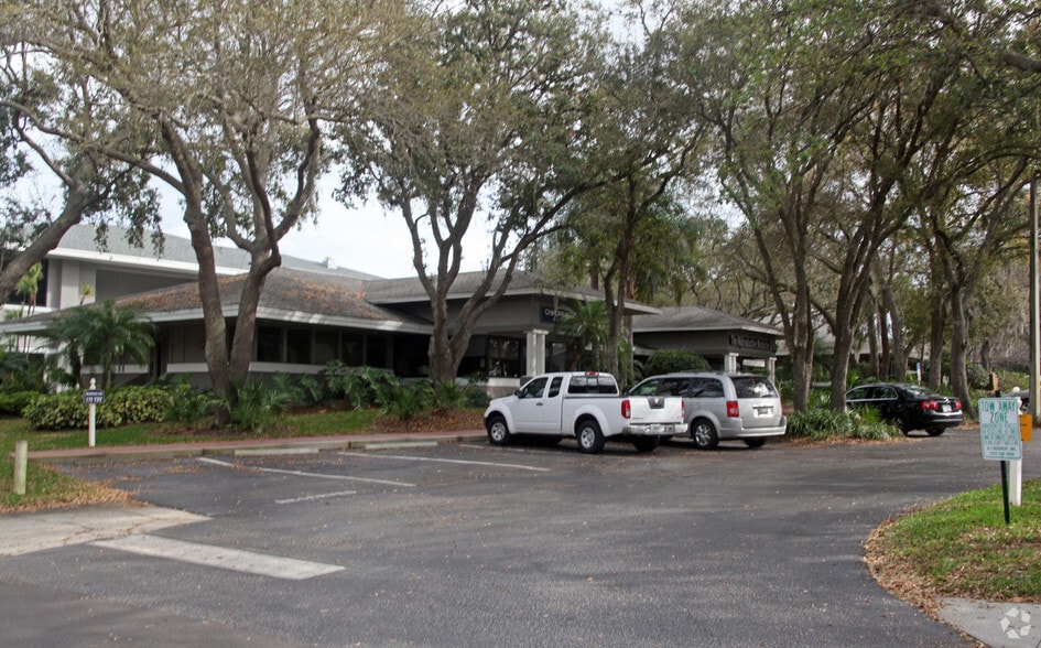 Primary Photo Of 3165 McMullen Booth Rd, Clearwater Office For Lease