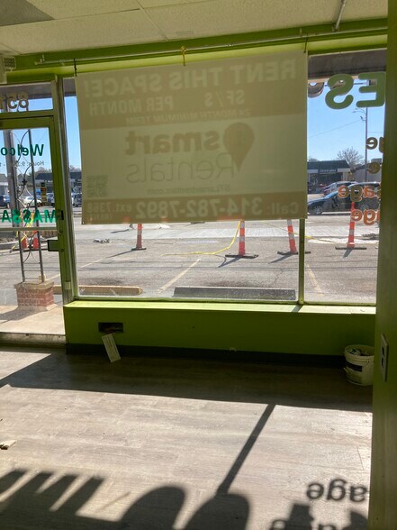 More Photos Of 8515-8519 Manchester Rd, Saint Louis General Retail For Lease