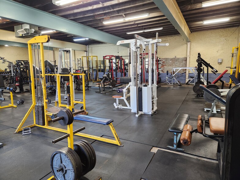 More Photos Of 5815 Torresdale Ave, Philadelphia Health Club For Sale