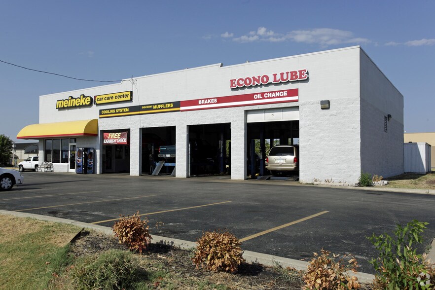 More Photos Of 2409 W Kenosha Ave, Broken Arrow Unknown For Lease