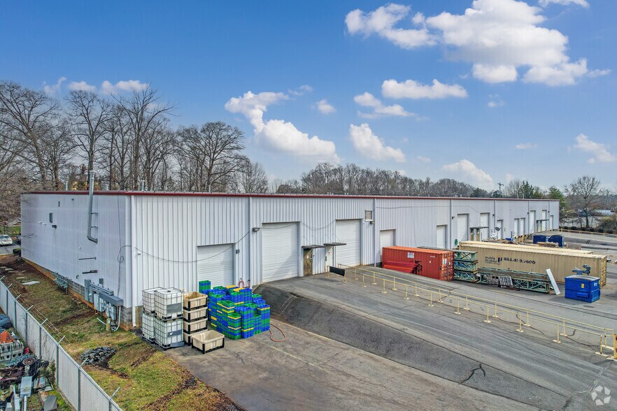 More Photos Of 1038 Culp Rd, Pineville Manufacturing For Lease