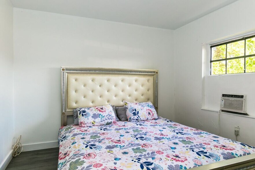 More Photos Of 635 SW 16th Ave, Miami Apartments For Sale