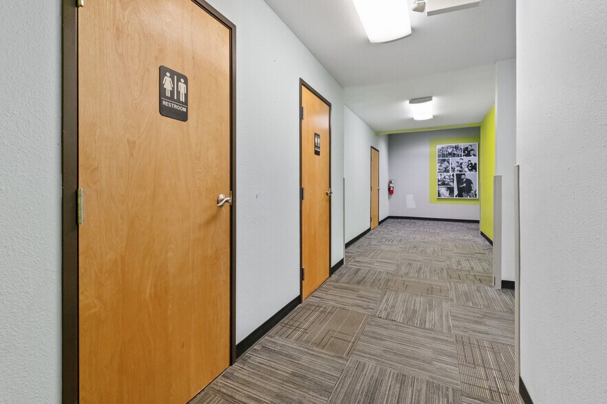 More Photos Of 814 E Cherokee Ave, Sallisaw Religious Facility For Sale