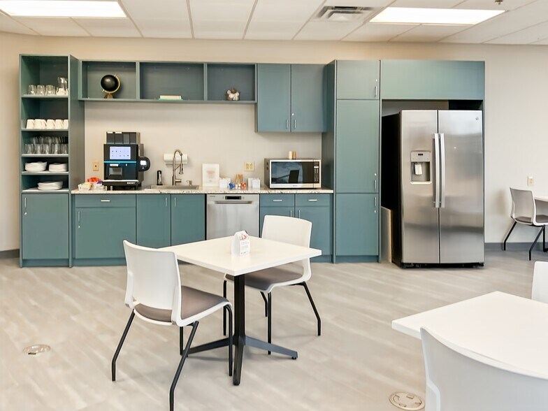 More Photos Of 5380 Hickory Hollow Pky, Antioch Coworking Space