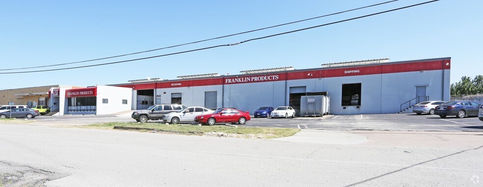 More Photos Of 3412 International Pl, Irving Manufacturing For Sale