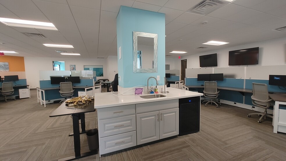 More Photos Of 12350 NW 39th St, Coral Springs Office For Lease