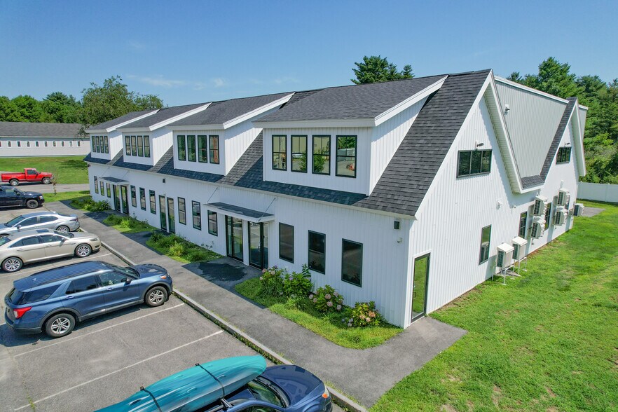 Primary Photo Of 5 Little Wing Ln, Gorham Flex For Lease