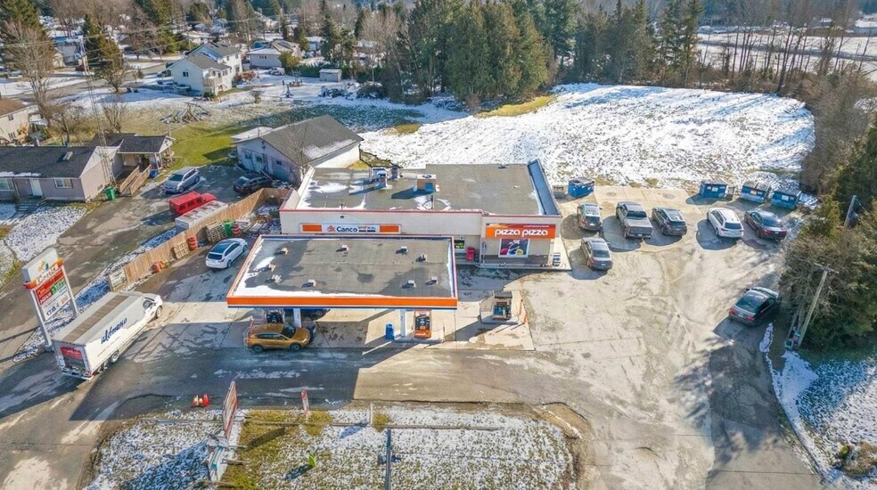 More Photos Of 10075 Sunset Rd, Southwold Convenience Store For Sale